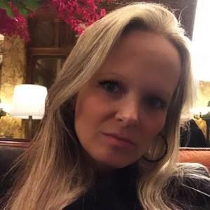 Meet your Posher, Fernanda f v